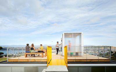 Taking Advantage of Roofs as Liveable Space