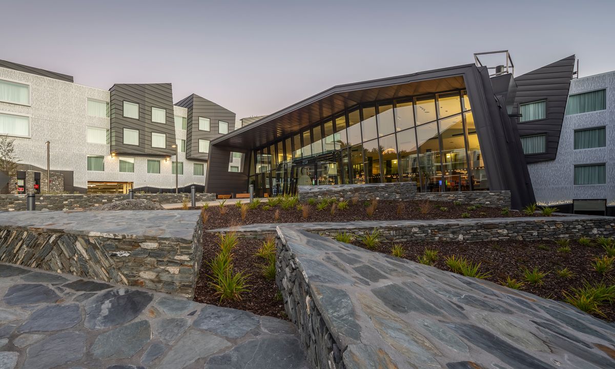 Holiday Inn Express Queenstown