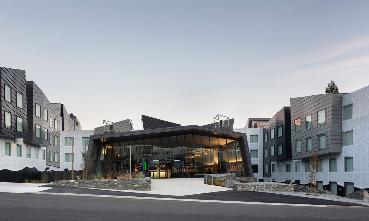 Holiday Inn Express Queenstown